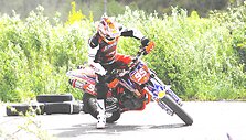 &bdquo;Supermoto&ldquo; varžybos Kačerginės &bdquo;Nemuno žiede&ldquo;
