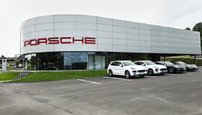 Vilniaus &bdquo;Porsche&ldquo; salono atidarymas