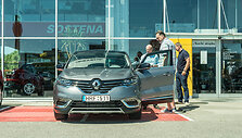 Arvydui Saboniui įteikti &bdquo;Renault Espace&ldquo; rakteliai
