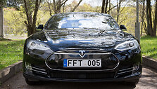 Vilniečio Tomo &bdquo;Tesla Model S&ldquo;
