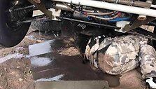 &bdquo;Toyota Hilux&ldquo; sankabos remontas Dakaro ralio metu