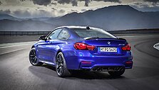 BMW M4 CS