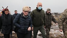 Lietuvos premjerė Ingrida &Scaron;imonytė su Ukrainos ministru pirmininku Denysu &Scaron;myhaliu lankėsi Luhansko srityje
