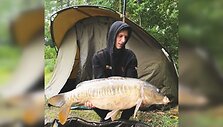 Eirido iki &scaron;iol sugautas didžiausias laimikis yra veidrodinis karpis, kuris svėrė 13 kilogramų 800 gramų. &Scaron;is susigundė ant baltyminio kukulio, kitaip vadinamo boilio.