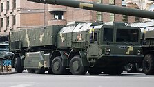 Ukrainos raketų sistema &bdquo;Grom-2&ldquo; (&bdquo;Sapsan&ldquo;) per kariuomenės paradą Kyjive 2018 m.