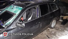 Naujojoje Vilnioje susprogdintas automobilis