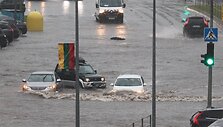 Po liūties apsemtos gatvės Mažeikiuose