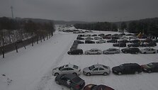 I&scaron; beveik 150 automobilių aik&scaron;telėje suformuotas skaičius 100, skirtas pažymėti artėjantį Lietuvos &scaron;imtmetį