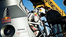 Austrijos &scaron;uolininkas para&scaron;iutu Felixas Baumgartneris