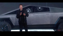Nesėkminga &bdquo;Tesla&ldquo; pikapo pristatymo ceremonija sutrikdė E.Muską