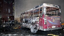 Sirijoje susprogdinta automobilyje buvusi bomba, manoma, jog taikytasi į pravažiuojantį autobusą su 24 keleiviais