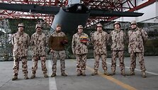 I&scaron; Lietuvos i&scaron;lydėta mokymo grupė, rengsianti Afganistano sraigtasparnių pilotus ir sraigtasparnius aptarnaujantį personalą