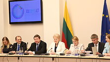 Lietuvos Respublikos Prezidentė Dalia Grybauskaitė susitiko su Nuolatinių atstovų komiteto nariais