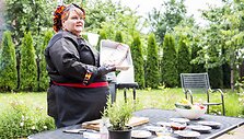 Galina Bov&scaron;evič gamina kiaulienos &scaron;onkauliukus