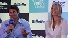 Rogeris Federeris kartu su Marija &Scaron;arapova dalyvavo spaudos konferencijoje Brazilijoje.