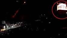 Madonna koncerto metu demonstravo užra&scaron;ą &bdquo;Obama&ldquo; ant nugaros