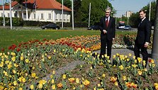 M.Monkevičius (d.) su Nyderlandų ambasadoriumi K.Spaansu.
