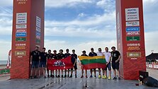 Visi lietuviai ant Dakaro pradžios podiumo