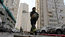 Apgriautas daugiabutis Kyjive po birželio 24-osios naktinės atakos