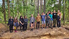 VU Istorijos fakulteto archeologai ir Gintautas vėlius