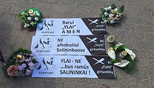 Protestas prie baro &bdquo;Yla&ldquo; Salininkuose