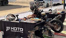 Lietuvos motociklininkai pirmojo Dakaro greičio ruožo fini&scaron;e