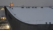 Paauglių pramogos ant Sporto rūmų stogo