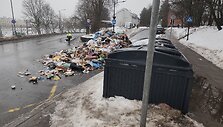 Vaizdas Vilniaus Pelesos gatvėje, kur buvo i&scaron;verstos &scaron;iuk&scaron;lės