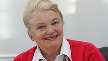 &Scaron;veicarijos ekonomistė Victoria Curzon-Price