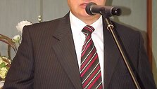 V.Grubliauskui teks dairytis kito atstovo spaudai.