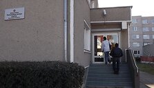 Nacionalinio kraujo centro Klaipėdos filialo medikai skundžiasi, kad dėl nesibaigiančio darbo neturi net kada pavalgyti. 