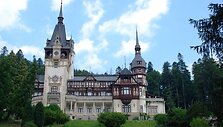 I&scaron;skirtinė Rumunijos architektūra