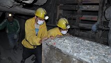 Keliautojai taip pat i&scaron;bando sidabrakasių darbą