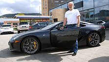 Rune&lsquo;as Berge&lsquo;as &scaron;alia nuosavo &bdquo;Lexus LFA&ldquo;