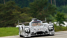 LMP1 klasei paruo&scaron;tas &bdquo;Porsche&ldquo; bolidas