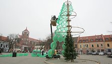 Kalėdinė eglė Kauno rotu&scaron;ės aik&scaron;tėje