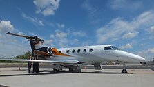 &bdquo;Embraer Phenom 300&ldquo;