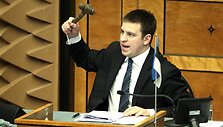 J&uuml;ri Ratas
