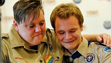Американские бойскауты решили принимать в свои ряды геев
