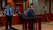 В Китае казнен чиновник, изнасиловавший 11 девочек