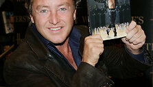Michaelas Flatley su autobiografine knyga