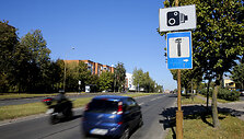 &Scaron;viesoforas su greičio matuokliu Kalvarijų gatvėje