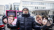 Piketas dėl tėvų galimybių matytis su vaikais po skyrybų ribojimo