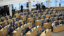 Seimas svarsto griežtinti tar&scaron;os kontrolę