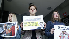 Jaunųjų konservatorių lygos protestas prie&scaron; Rimanto Sinkevičiaus paskyrimą į ministro postą