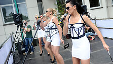 &bdquo;Pop Ladies&ldquo;
