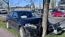 BMW ir &bdquo;Toyota&ldquo; avarija prie Seimo