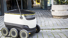 Estijos startuolio &bdquo;Starship Technologies&ldquo; gatvės robotai