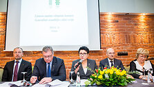 Lietuvos tautinio olimpinio komiteto generalinės asamblėjos sesija. Daina Gudzinevičiūtė.