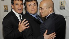Aktoriai (i&scaron; kairės) Antonio Banderas ir Jackas Blackas su laureatu Jeffrey Katzenbergu